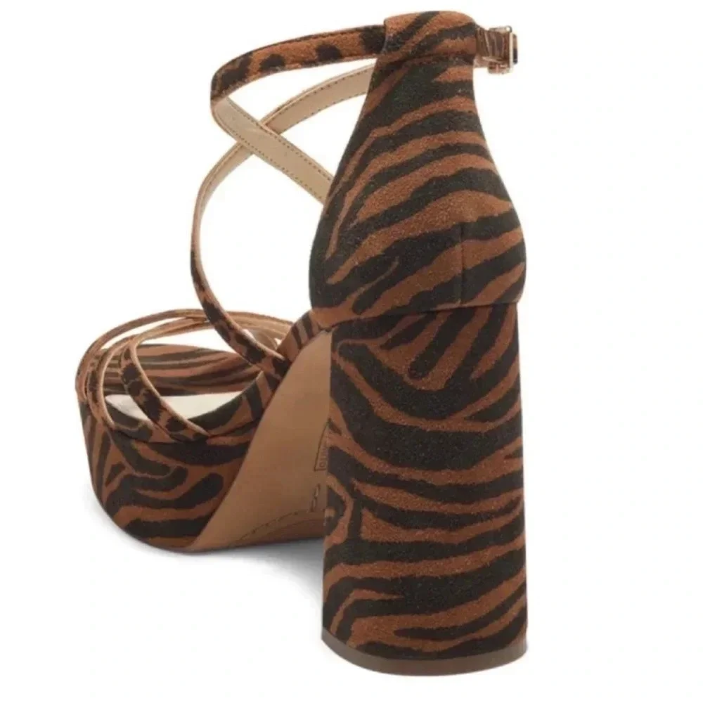 New Vince Camuto Garnitta Strappy Platform Sandals Size 7.5 Summer Natural zebra